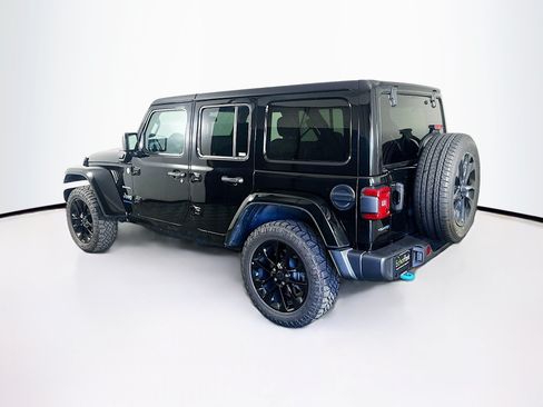 Used 2024 Jeep Wrangler Unlimited Sahara AWD/4WD image 5