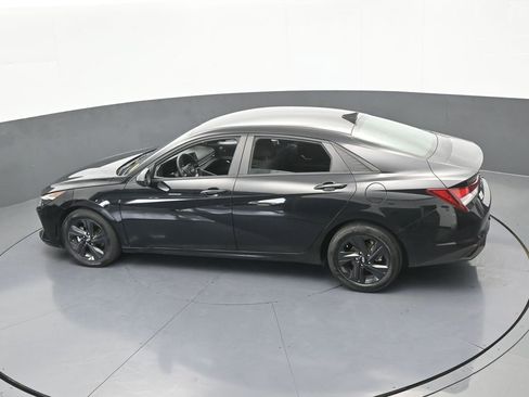 Used 2023 Hyundai Elantra SEL image 48