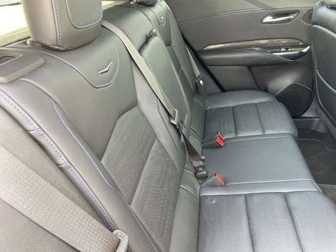 Used 2024 Cadillac XT4 Sport image 23