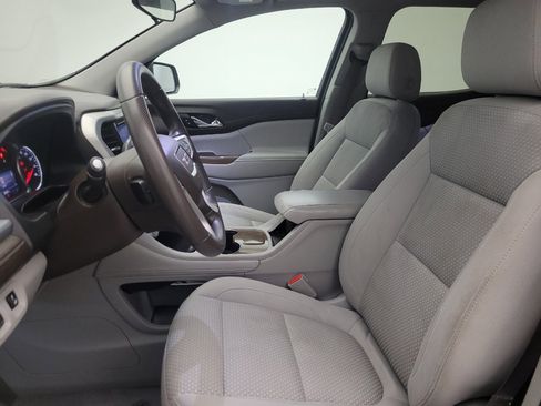 Used 2021 GMC Acadia SLE FWD image 17