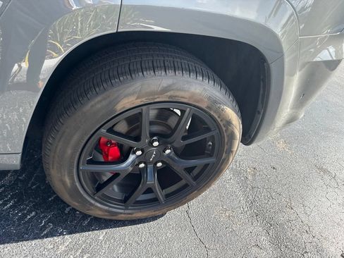 Used 2021 Jeep Grand Cherokee SRT AWD/4WD image 5