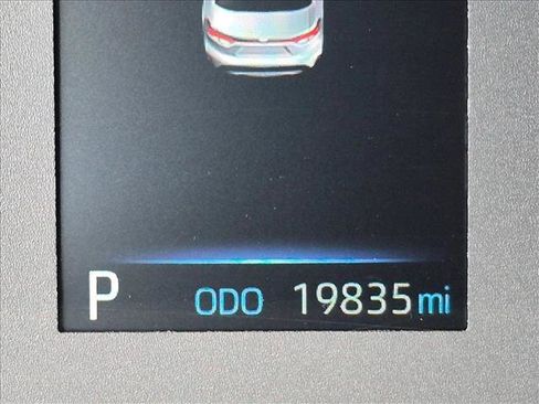 Used 2025 Toyota Corolla LE FWD image 10