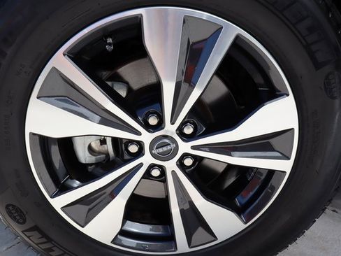 Used 2024 Nissan Murano SV image 41