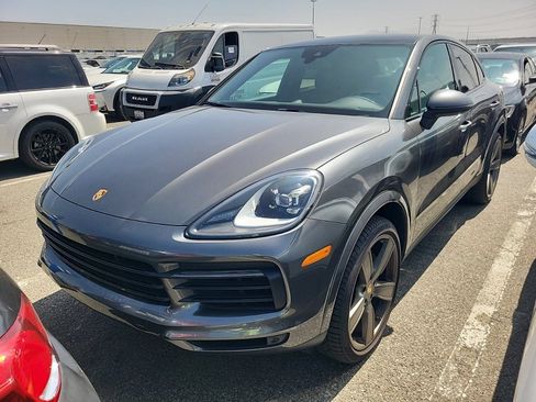 Used 2022 Porsche Cayenne Coupe AWD/4WD image 2