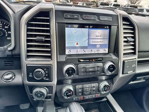 Used 2019 Ford F150 Platinum w/ Equipment Group 701A Luxury image 16