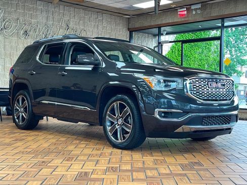 Used 2017 GMC Acadia Denali w/ Technology Package AWD/4WD image 8