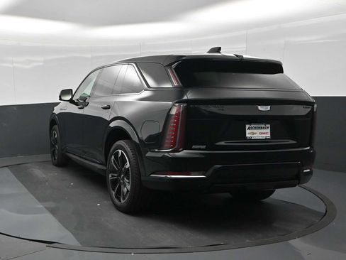 Used 2025 Cadillac Escalade IQ Sport 1 AWD/4WD image 7
