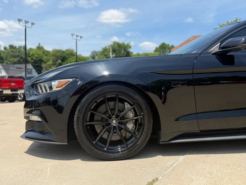 Used 2017 Ford Mustang GT Premium w/ Equipment Group 401A RWD image 6