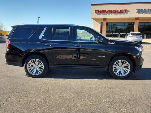 Used 2021 Chevrolet Tahoe High Country w/ Premium Package image 5