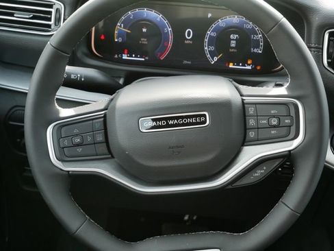 New 2026 Jeep Grand Wagoneer L Limited w/ Convenience Group I AWD/4WD image 17