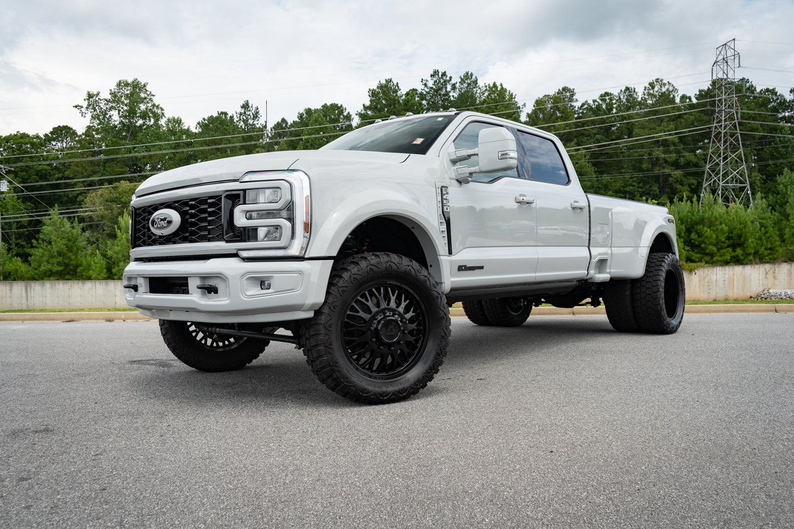 Used 2026 Ford F450 Lariat AWD/4WD image 5