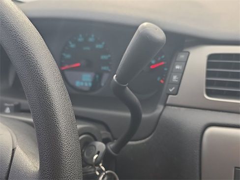 Used 2011 Chevrolet Impala Police image 18
