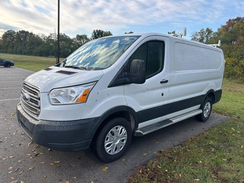 Used 2018 Ford Transit 250 130 Low Roof w/ Exterior Upgrade Package image 2