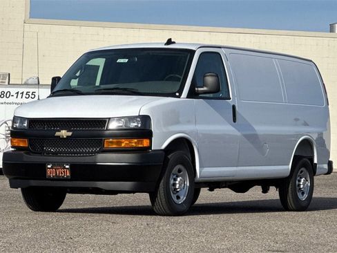 New 2025 Chevrolet Express 2500 w/ Enhanced Convenience Package image 8