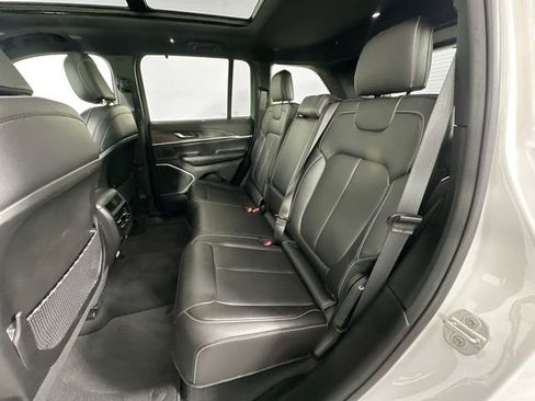 Used 2024 Jeep Grand Cherokee Limited 4xe AWD/4WD image 28
