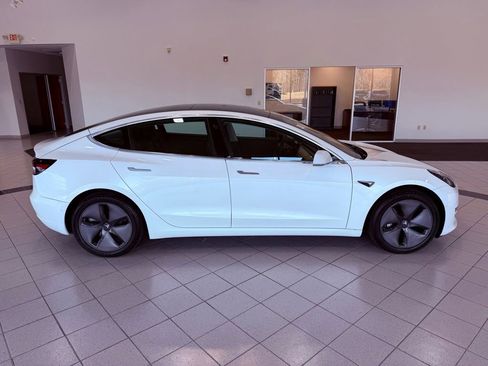 Used 2019 Tesla Model 3 Long Range image 13