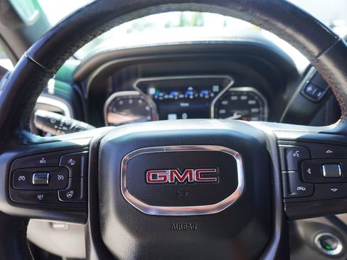 Used 2020 GMC Sierra 1500 AT4 w/ Off-Road Performance Package image 36