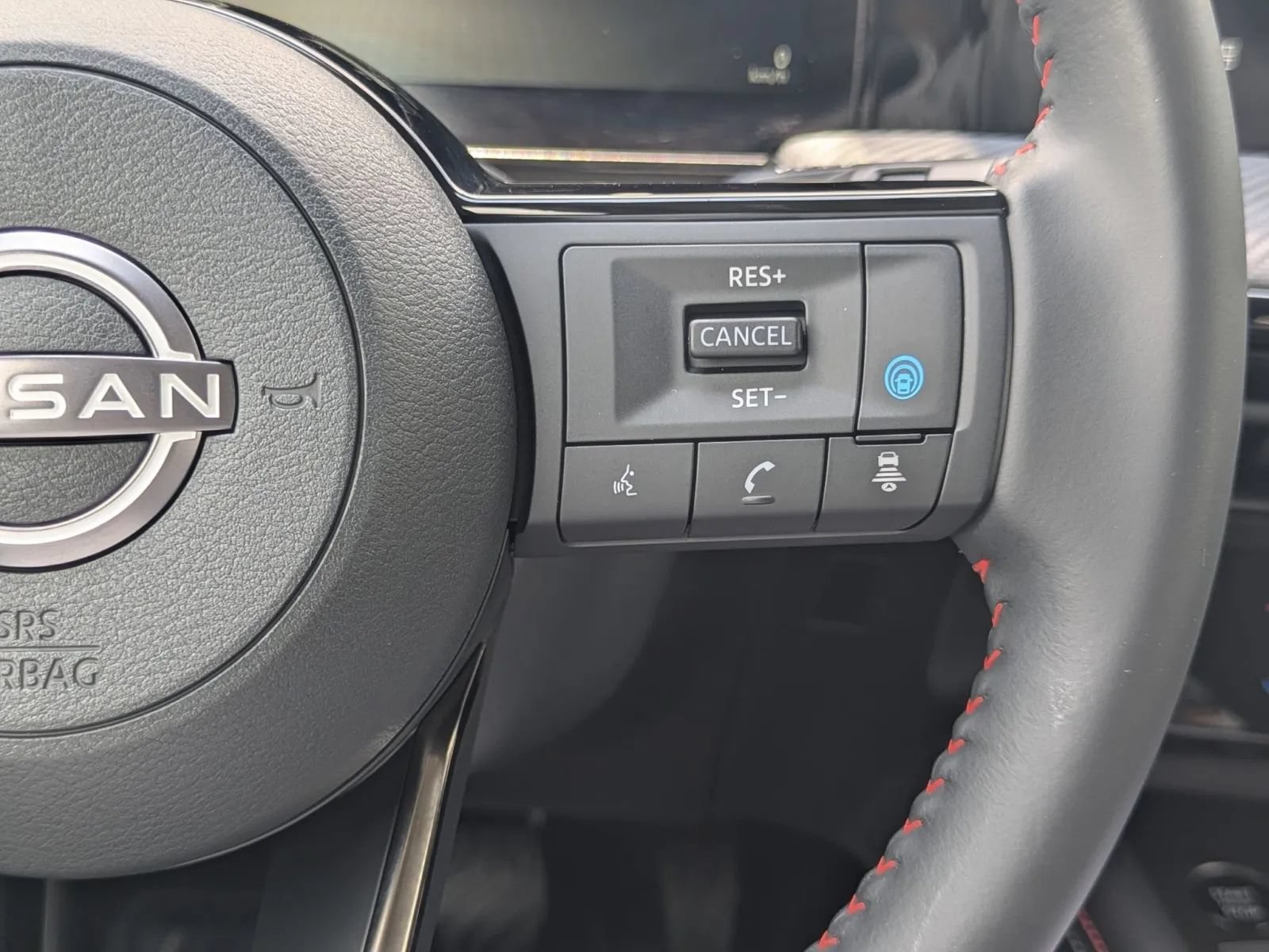 Certified 2026 Nissan Kicks SR FWD image 17