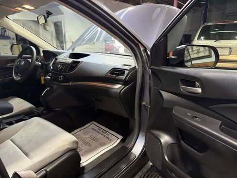 Used 2015 Honda CR-V LX image 25