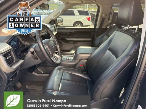 Used 2023 Ford Expedition XLT image 14