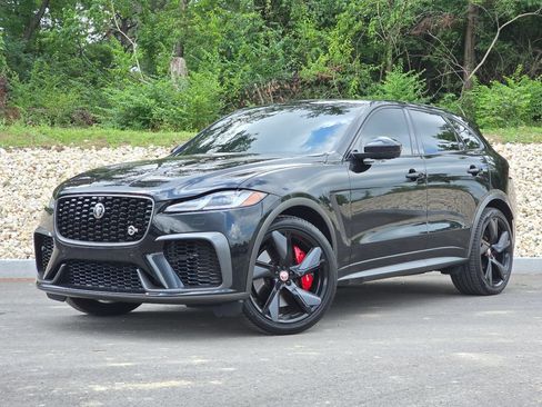 Used 2021 Jaguar F-PACE SVR AWD/4WD image 2