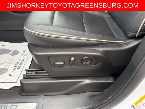 Used 2024 Chevrolet Tahoe Premier image 13