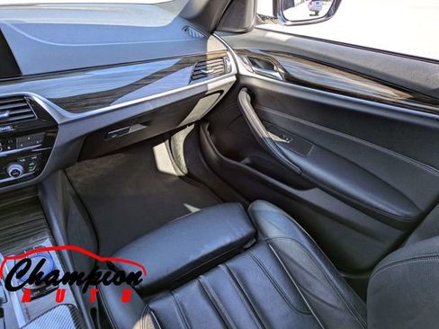 Used 2018 BMW 530i image 19