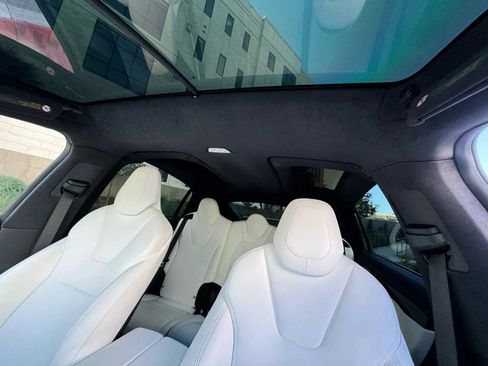 Used 2019 Tesla Model X 75D AWD/4WD image 11