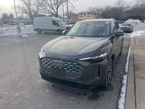 Used 2025 Audi Q5 Premium Plus image 51