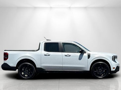 Used 2025 Ford Maverick Lariat w/ Black Appearance Package AWD/4WD image 2