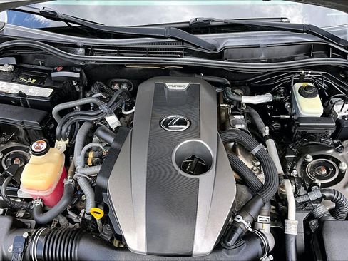 Used 2017 Lexus IS 200t F Sport w/ F Sport Package RWD image 32