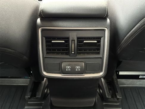 Used 2022 Subaru Forester Limited w/ Popular Package #3 image 17
