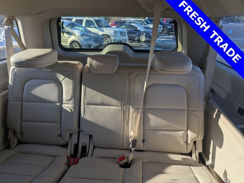 Used 2018 Lincoln Navigator L Reserve w/ Technology Package image 20
