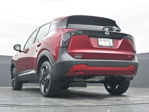 New 2026 Nissan Kicks SR w/ SR Premium Package image 27