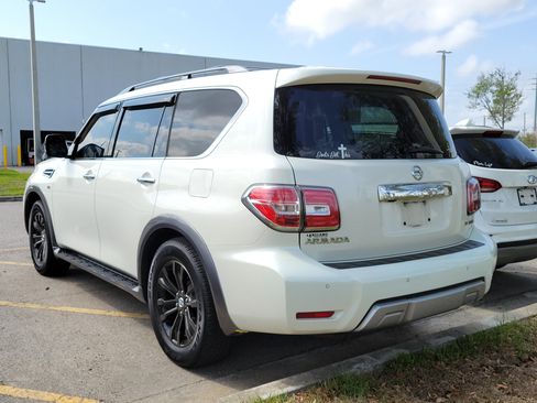 Used 2017 Nissan Armada Platinum image 7
