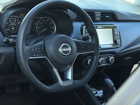 Used 2025 Nissan Versa SV FWD image 17