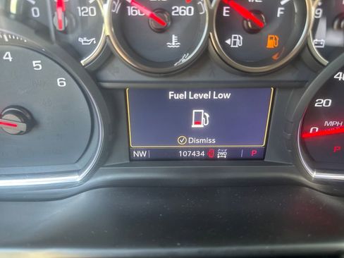 Used 2020 Chevrolet Silverado 1500 LT w/ Trailering Package AWD/4WD image 9