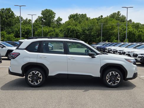 New 2026 Subaru Forester AWD/4WD image 2