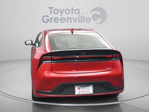 Used 2025 Toyota Prius LE FWD image 13