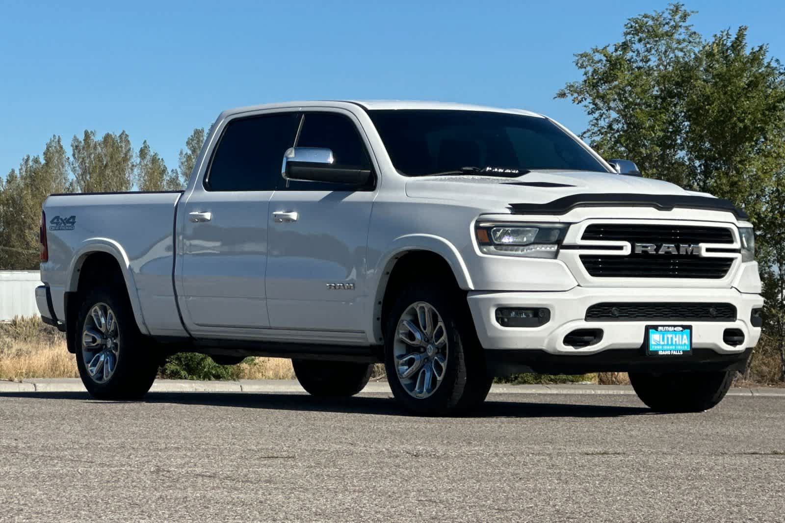 Used 2020 RAM 1500 Laramie AWD/4WD image 9