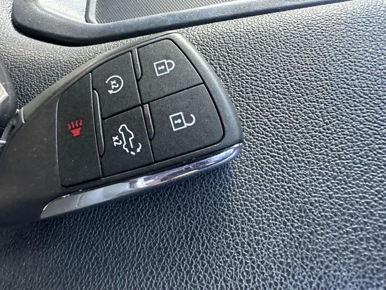 Used 2024 GMC Sierra 1500 Elevation AWD/4WD image 28