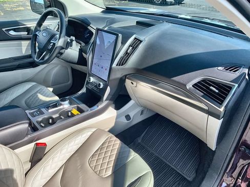 Used 2024 Ford Edge Titanium w/ Equipment Group 301A AWD/4WD image 28