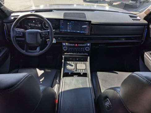 Used 2025 Hyundai Santa Fe Calligraphy image 28