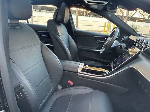 Used 2025 Mercedes-Benz C 300 Sedan image 33