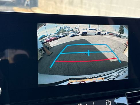 Certified 2025 Toyota Sienna XLE image 26