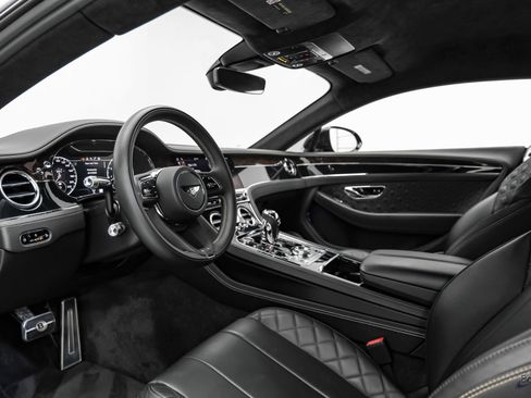 Used 2022 Bentley Continental GT AWD/4WD image 33