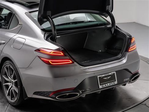 New 2026 Genesis G70 2.5T Prestige image 10