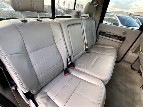 Used 2008 Ford F250 Lariat image 21