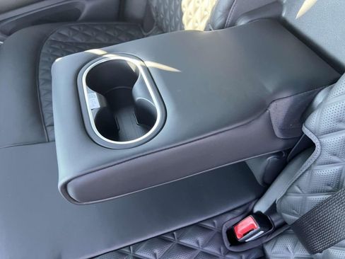 New 2024 Genesis GV60 Performance image 10