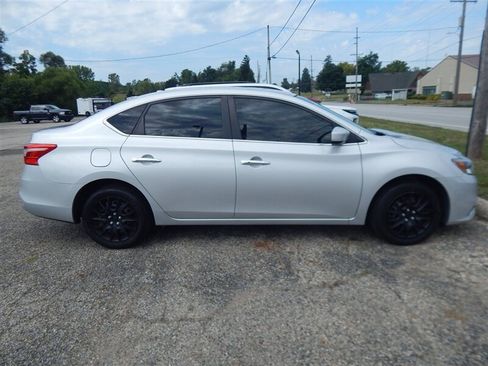 Used 2016 Nissan Sentra SV FWD image 7